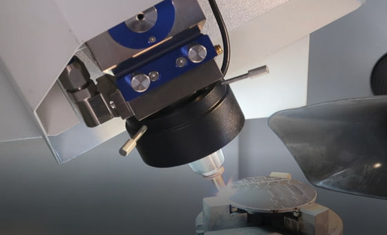 ماشین برش لیزری فیبر CNC دقیق 380V-3 فاز-5 سیم 50Hz منبع برق سیستم CNC خود توسعه یافته مبتنی بر ویندوز